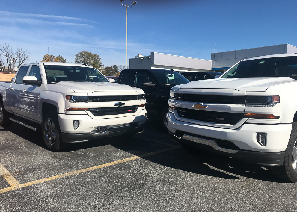 2016-5.3l-v8-silverado-with-leveling-kits.JPG