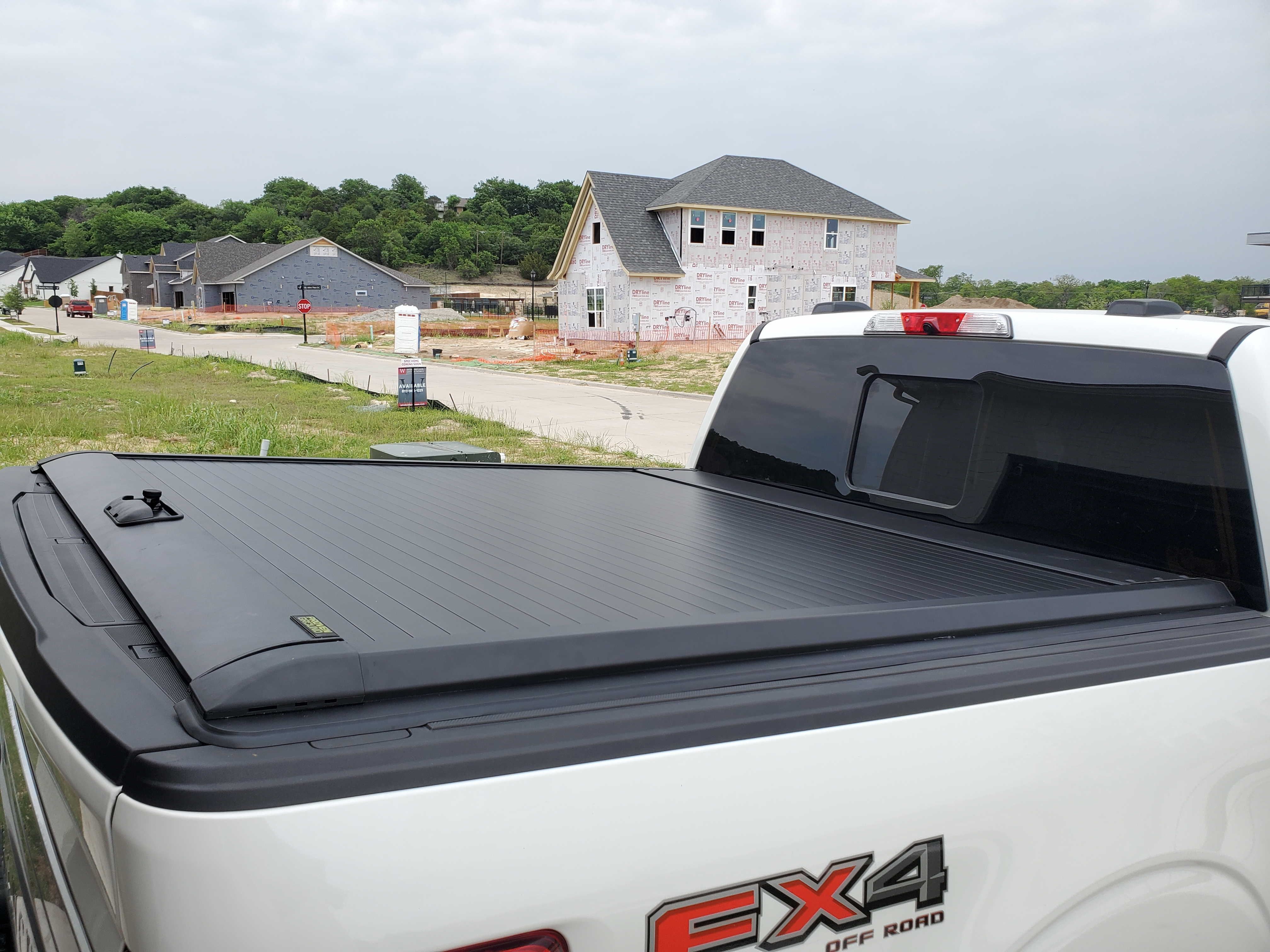 Proven Ground Aluminum Retractable Tonneau Cover (15-24 F-150 w/ 5-1/2-Foot & 6-1/2-Foot Bed)